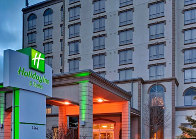 Holiday Inn and Suites Mississauga
